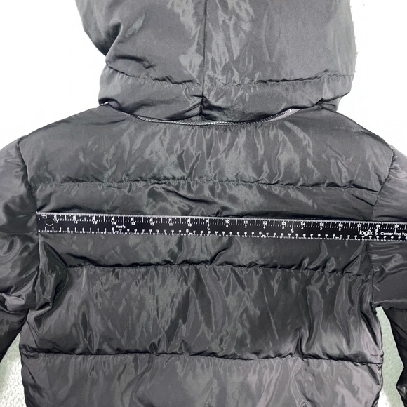 Akira Cropped Puffer Jacket Women Medium Hooded Black White Color Block Coat - Picture 10 of 14